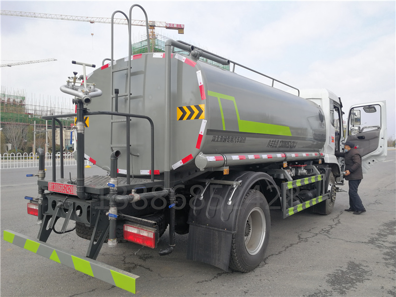 專底D1L霧炮車參數(shù)